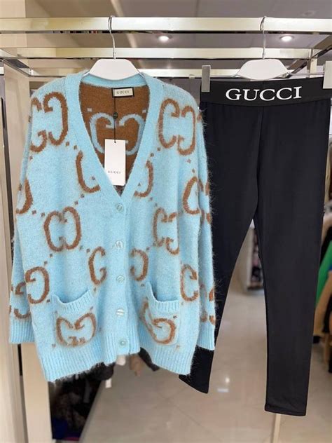 Купить женские кардиганы Gucci в интернет